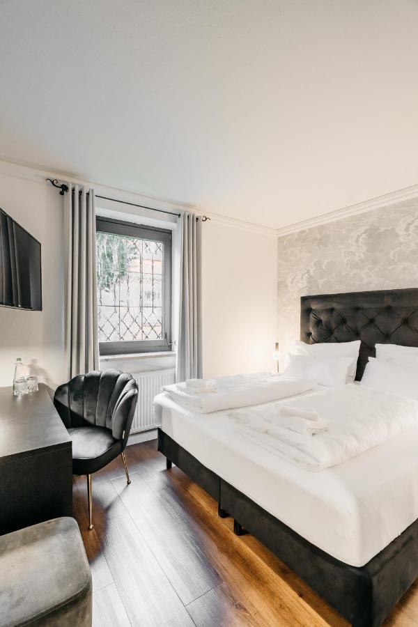 Hotel Riesengebirge Neuhof an der Zenn Bagian luar foto